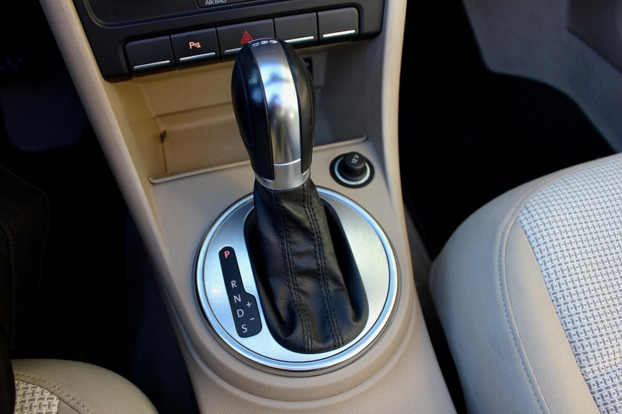 Volkswagen Maggiolino Cabrio 1.2 DSG TSI SENSORI DI PARCHEGGIO