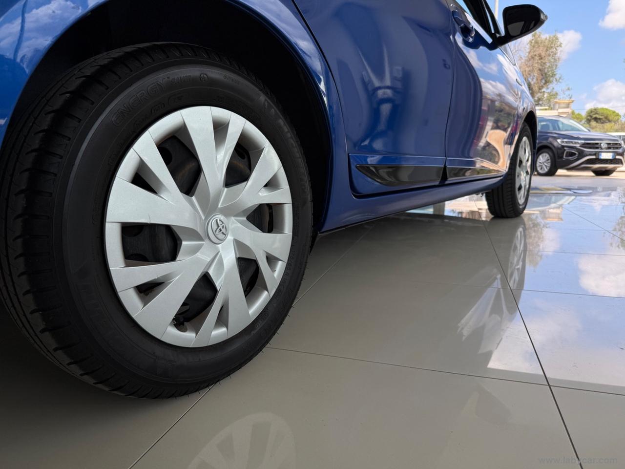 TOYOTA Yaris 1.5 Hybrid 5p. Cool