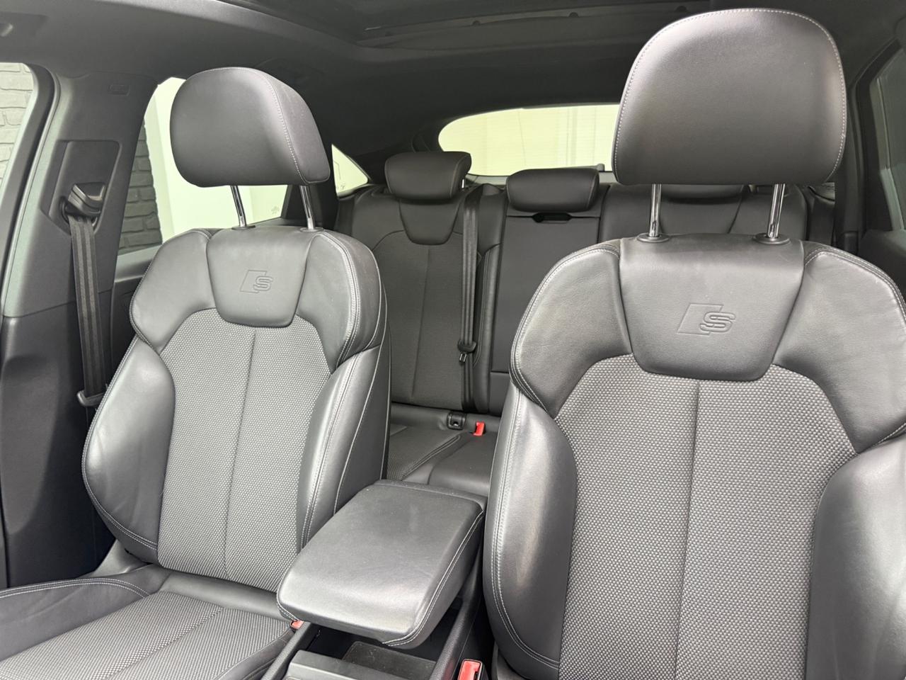 Audi Q5 40 TDI 204 CV S line plus UNICOPRO ITA FULL