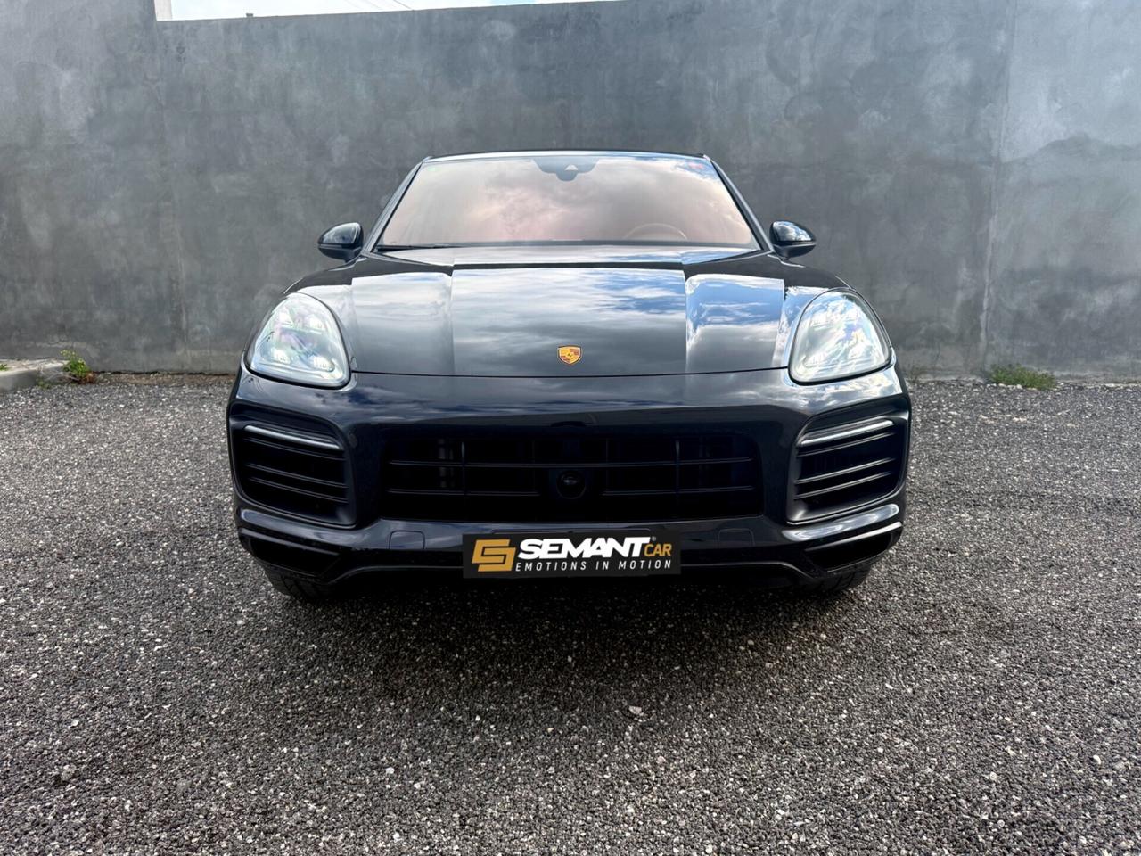 Porsche Cayenne Coupé 3.0 V6 E-Hybrid Platinum Edition