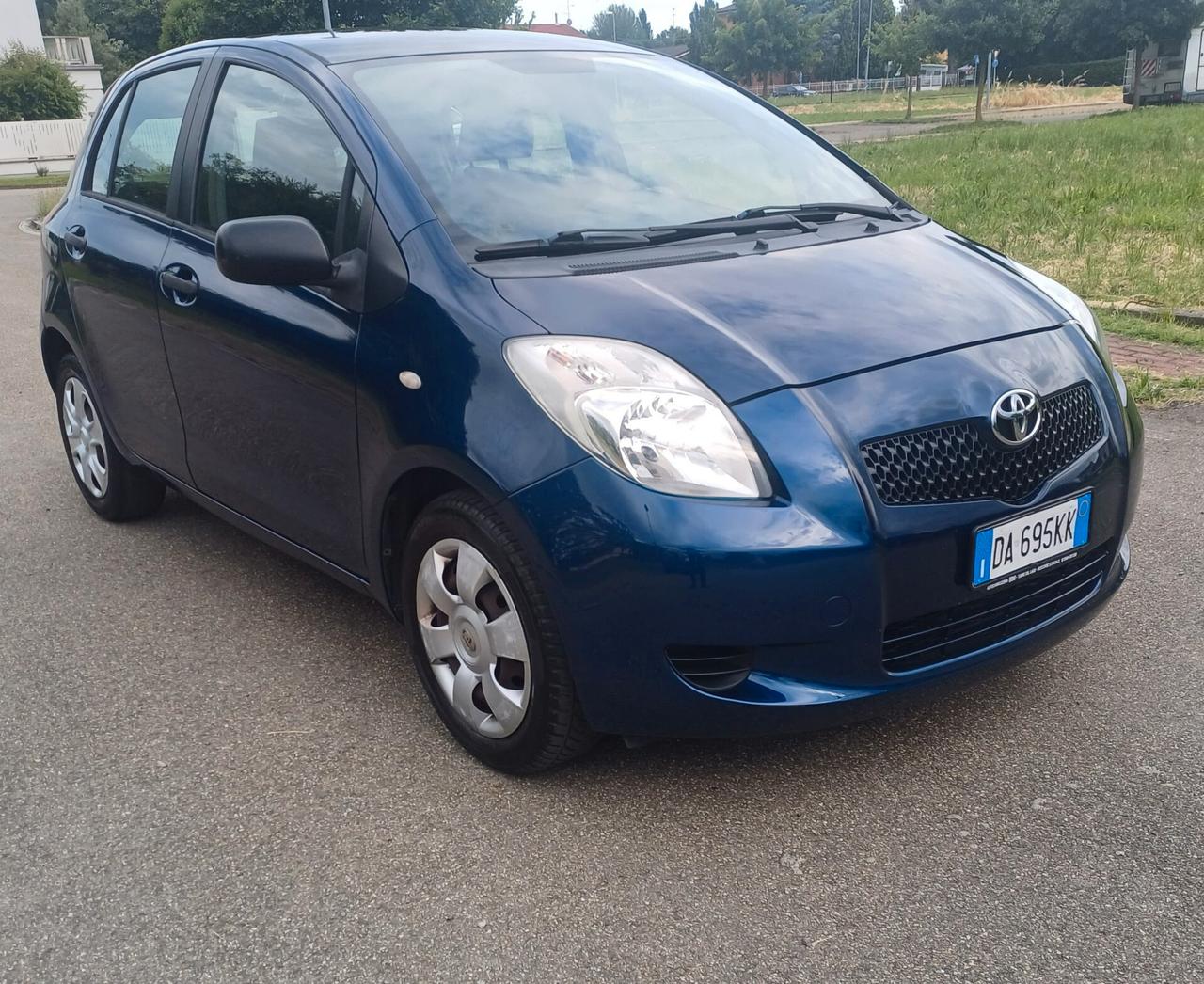 Toyota Yaris 1.3 5 porte Sol