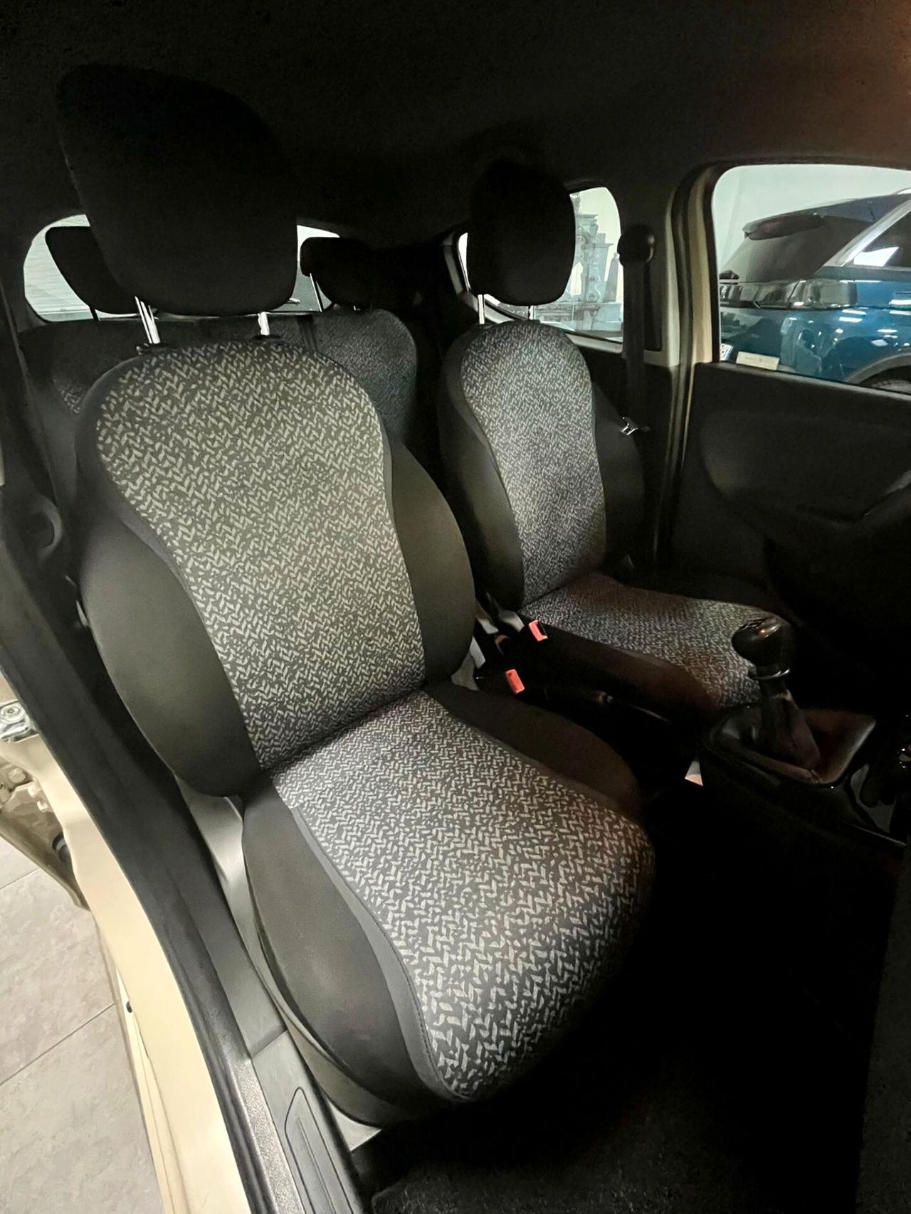 Lancia Ypsilon 1.2 69 CV 5 porte GPL Ecochic Elefantino Blu