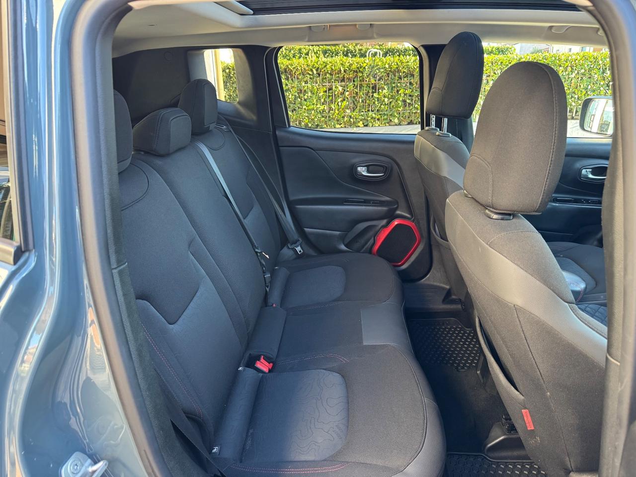 Jeep Renegade 2.0 Mjt 170CV 4WD Active Drive Low Trailhawk