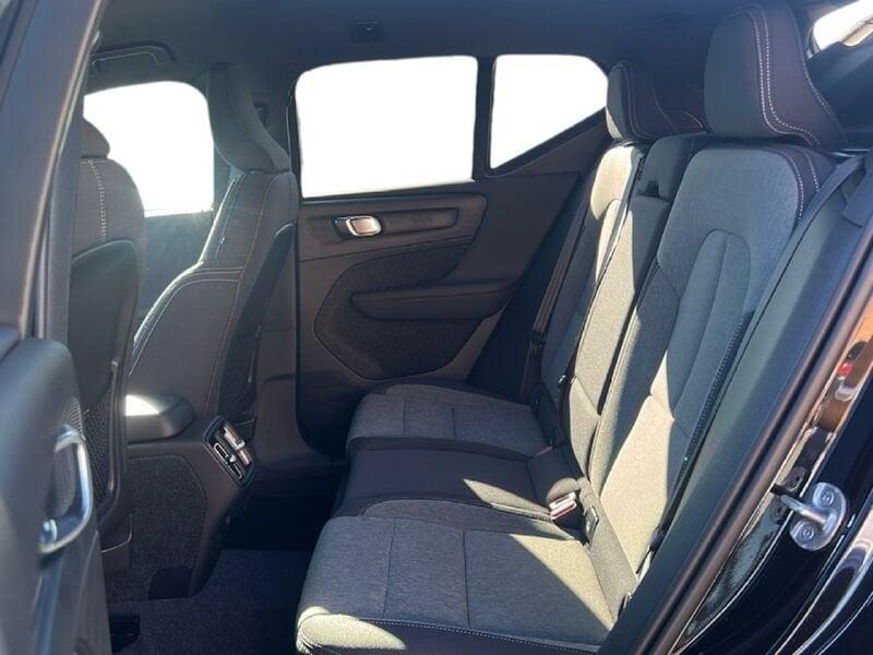 Volvo XC40 B3 MHEV Plus Black Edition aut