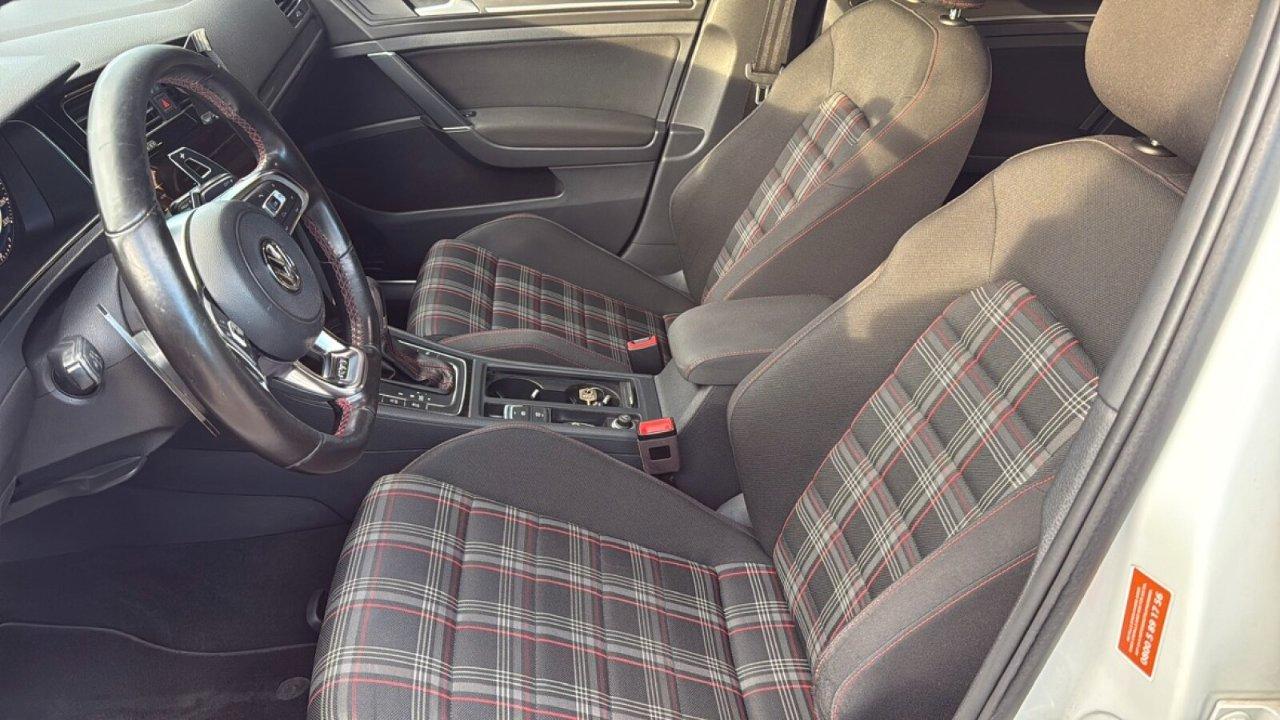 Volkswagen Golf GTI Golf GTI Performance 230cv dsg 5p