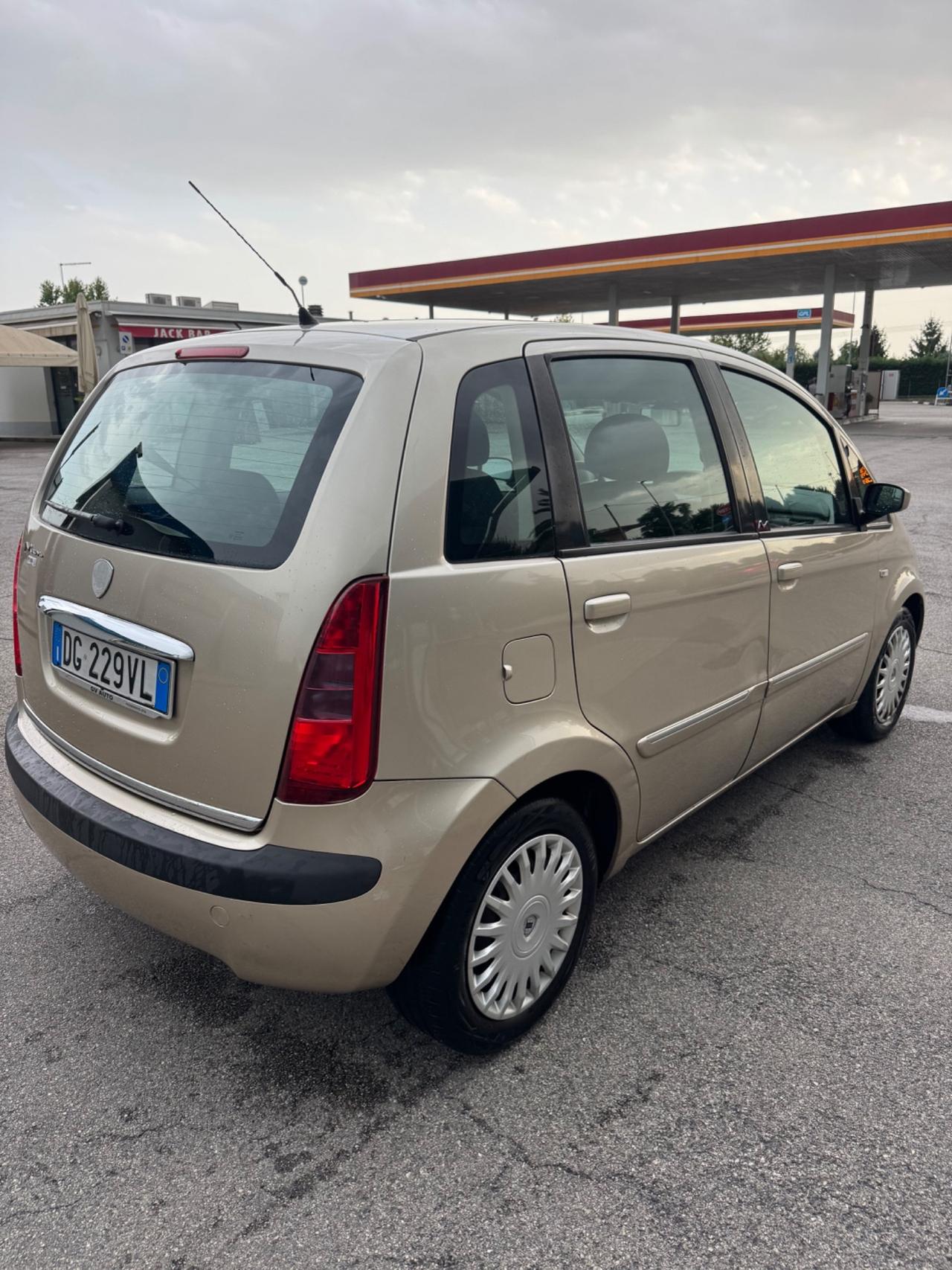 Lancia MUSA 1.4 16V Oro