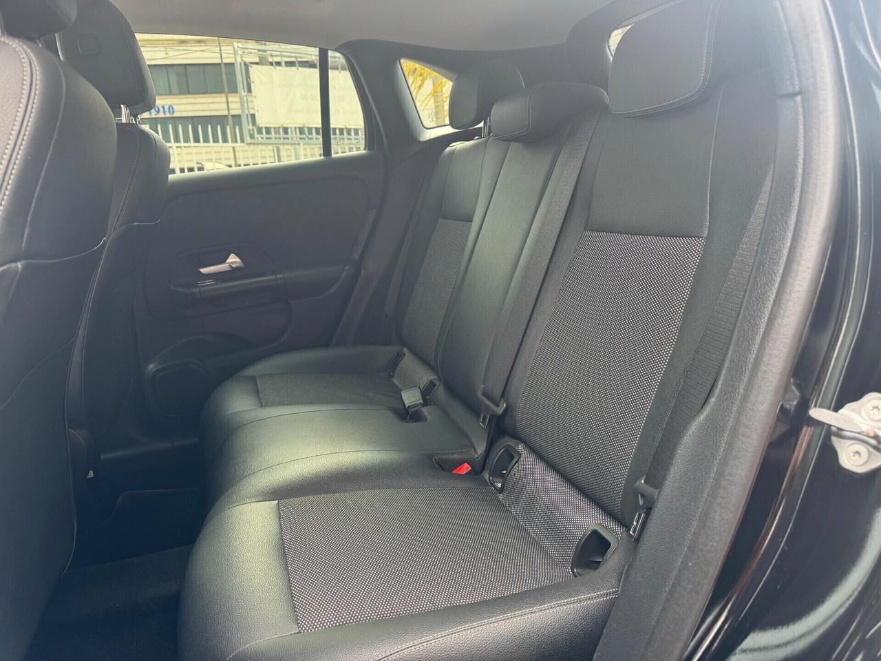 Mercedes-benz GLA 180 d Automatic Sport 2021