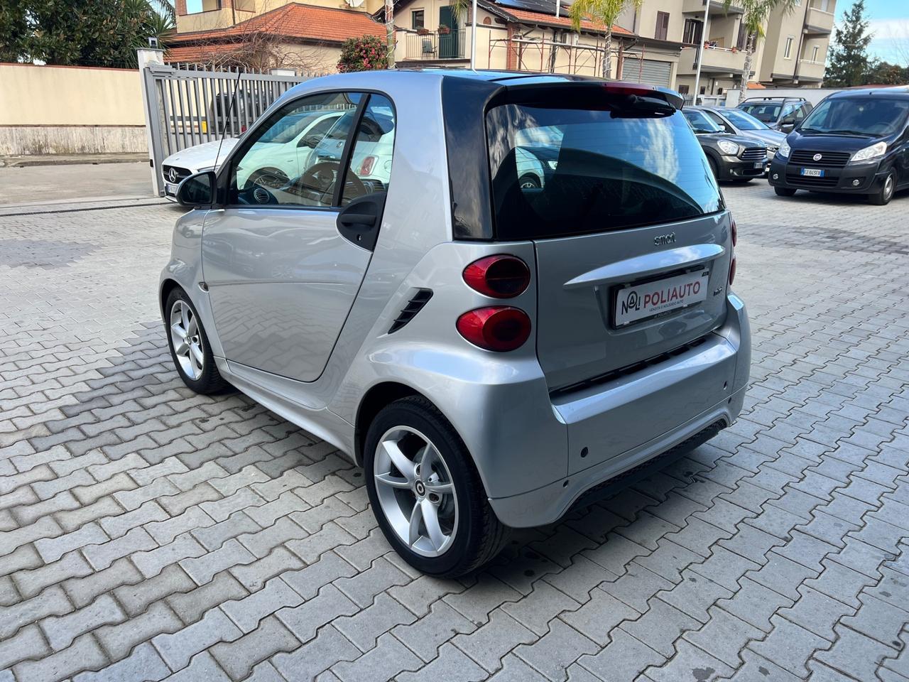 Smart ForTwo 1000 52 kW MHD coupé passion