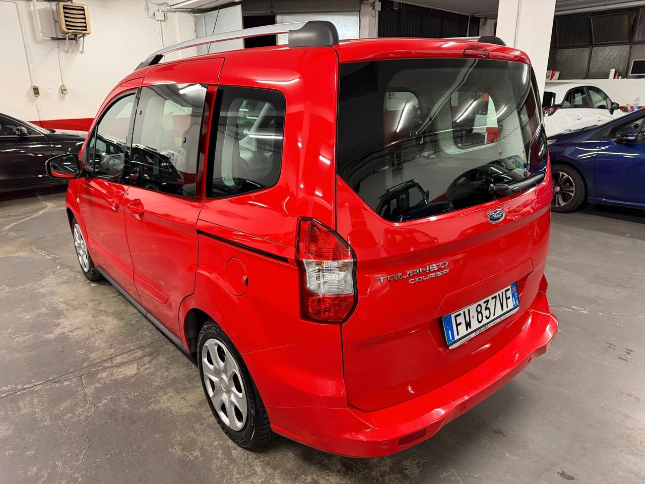 Ford Tourneo Courier 1.0 EcoBoost 100 CV Plus