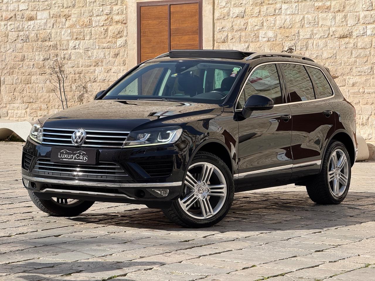 Volkswagen Touareg 3.0 TDI 262 CV tip. BlueMotion Technology Executive TETTO