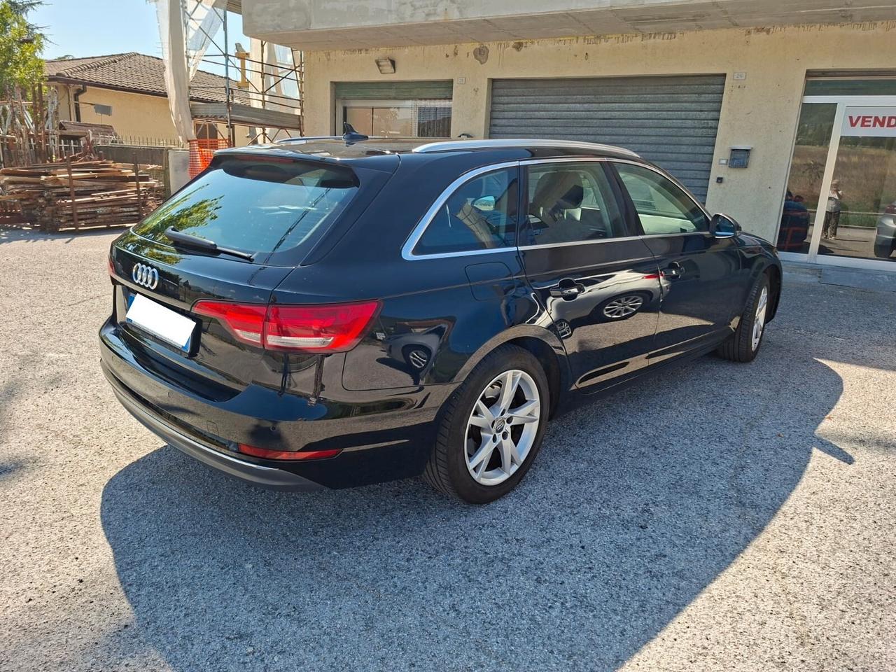 Audi A4 Avant 2.0 TDI 150 CV ultra Sport