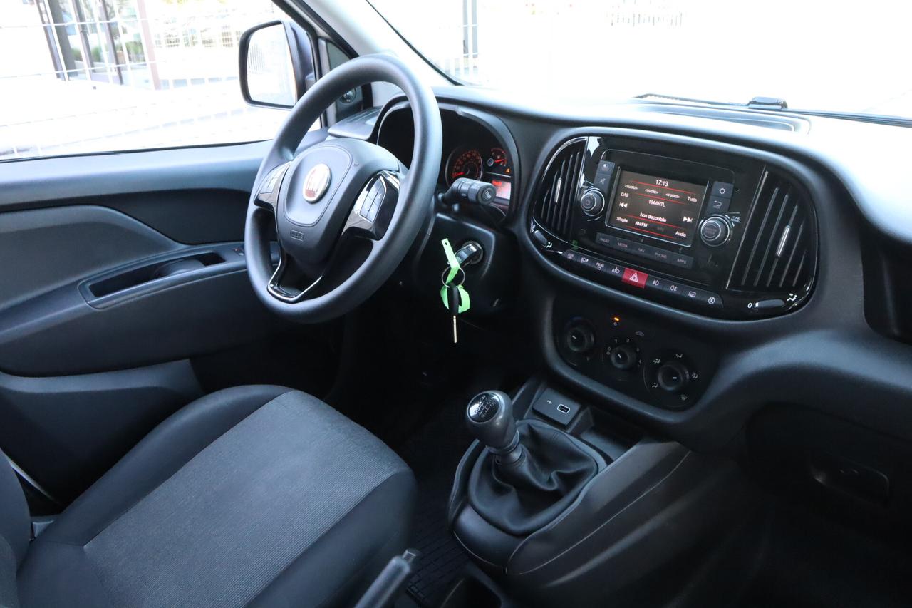 DOBLO 1.6 JTDM 105 CV 3 POSTI GANCIO DI TRAINO CAMERA