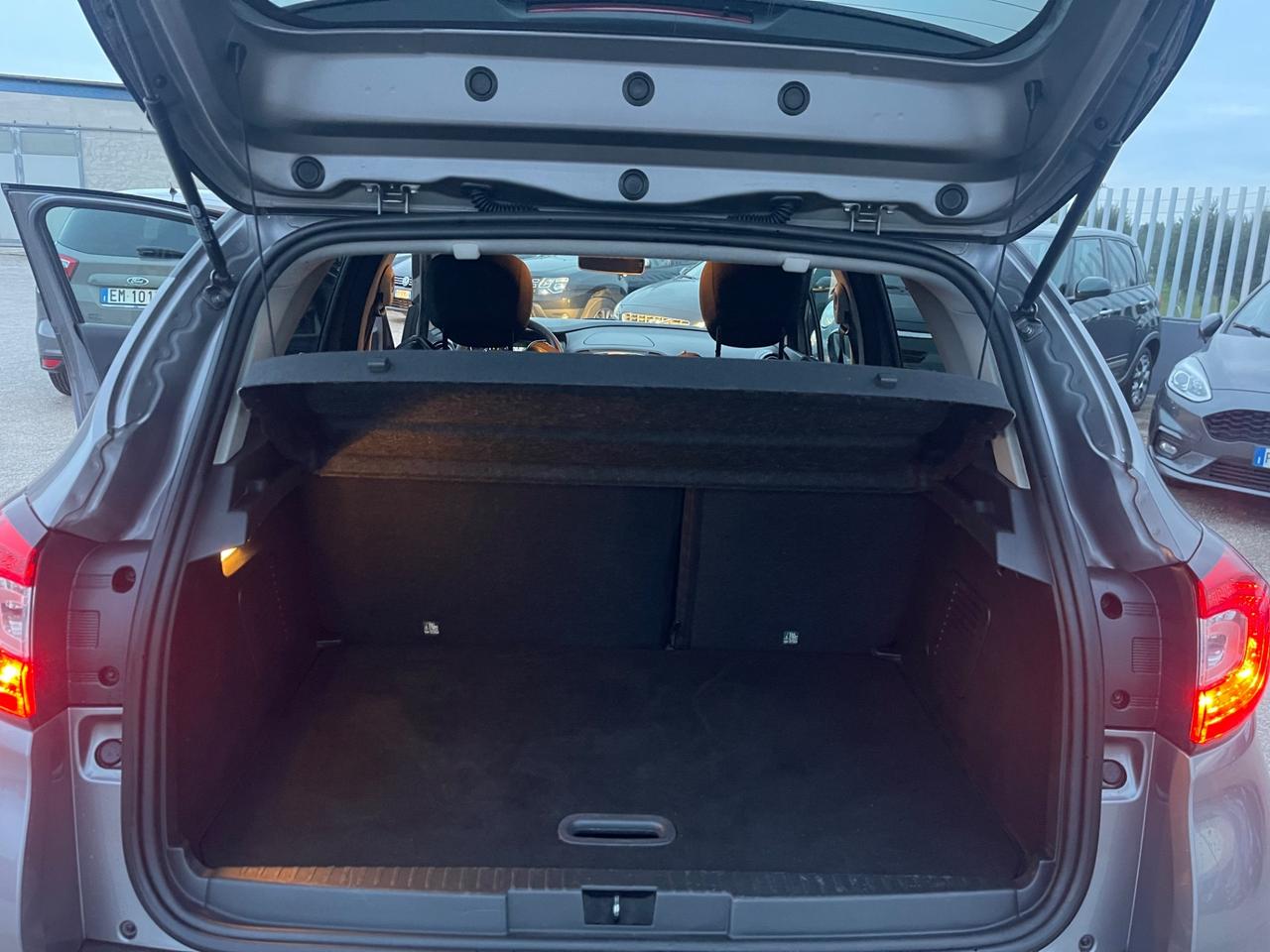 RENAULT CAPTUR 0.9 TCE 90CV R-LINK FULL LED MY14