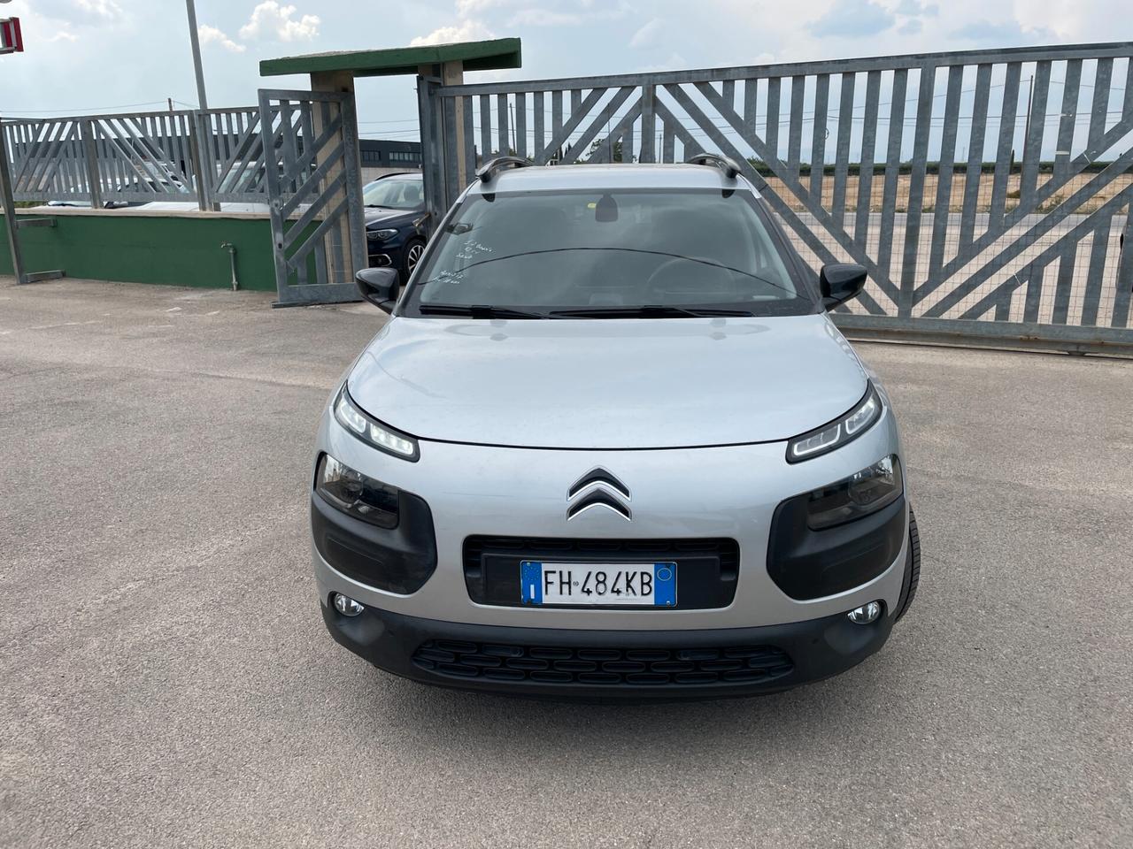 Citroen C4 Cactus 1.2 PureTech 82 Shine-NAVIGATORE