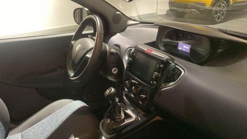 Lancia Ypsilon Ypsilon 1.0 FireFly 5 porte S&S Hybrid Gold