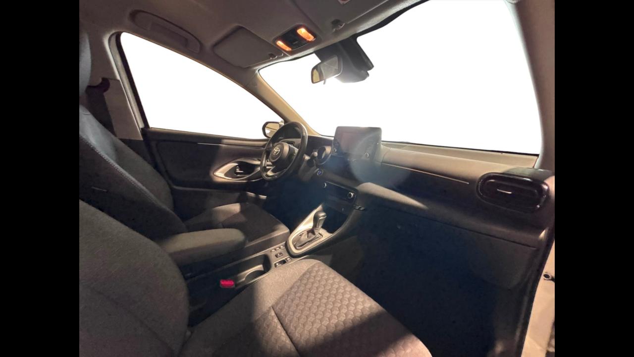 TOYOTA Yaris IV 2020 - Yaris 1.5h Trend