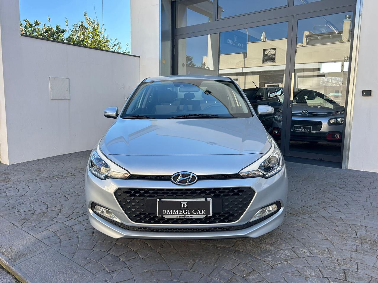 Hyundai i20 1.2 84 Cv STYLE LED-2015