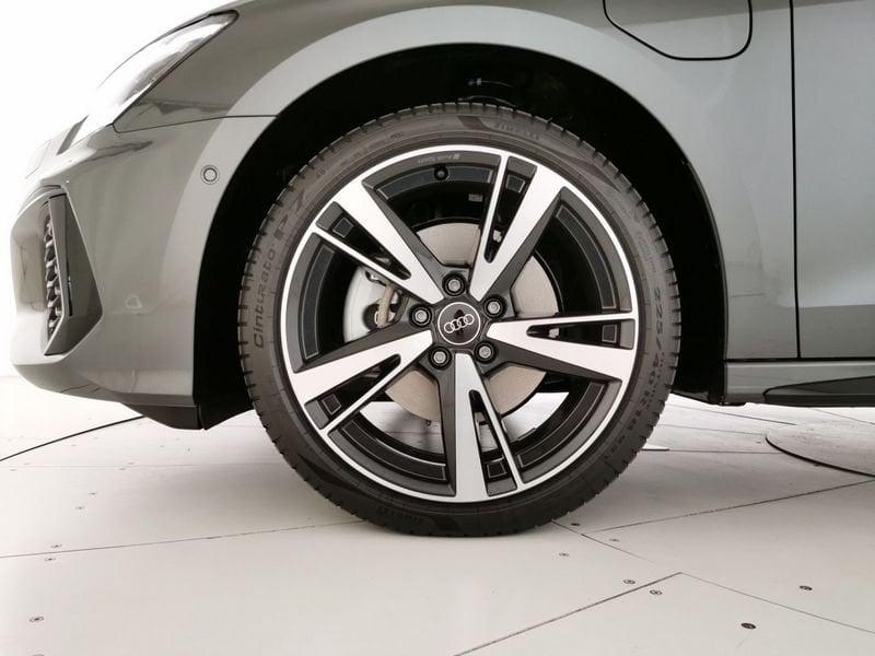 Audi A3 NUOVA SPORTBACK Sportback 40 1.4 tfsi e Identity Black s-tronic