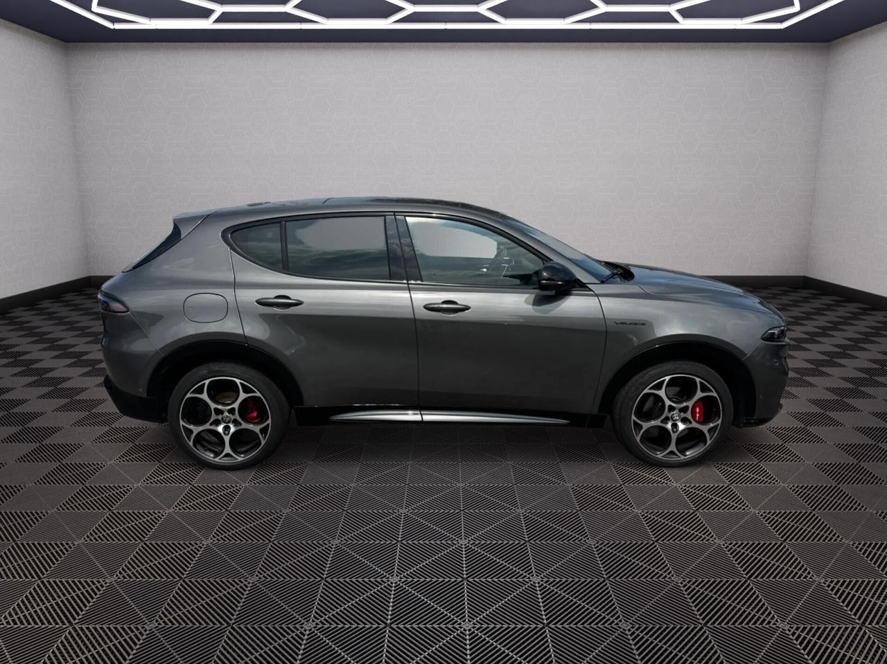 Alfa Romeo Tonale VELOCE 2025- UNICO PROP.
