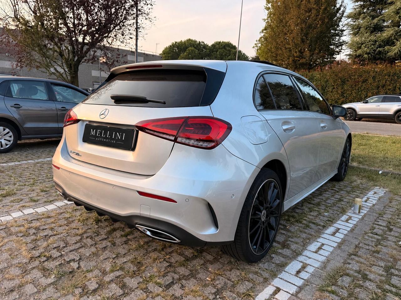 Mercedes-benz A 250 e hybrid EQ Premium | GARANZIA 12 MESI
