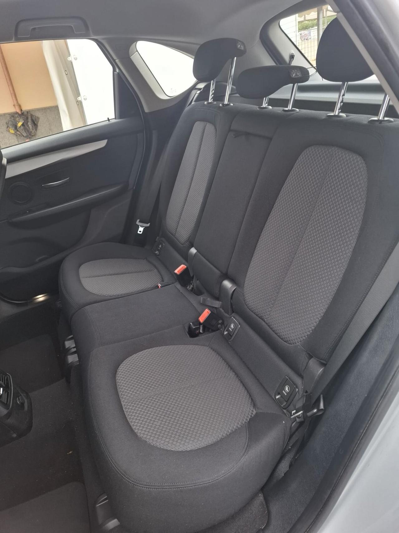 Bmw 2er Active Tourer 218d Advantage - 2015