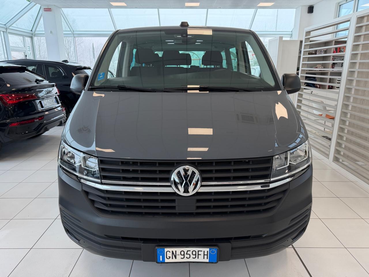 Volkswagen Caravelle 2.0 TDI 110CV PC Trendline 9 posti