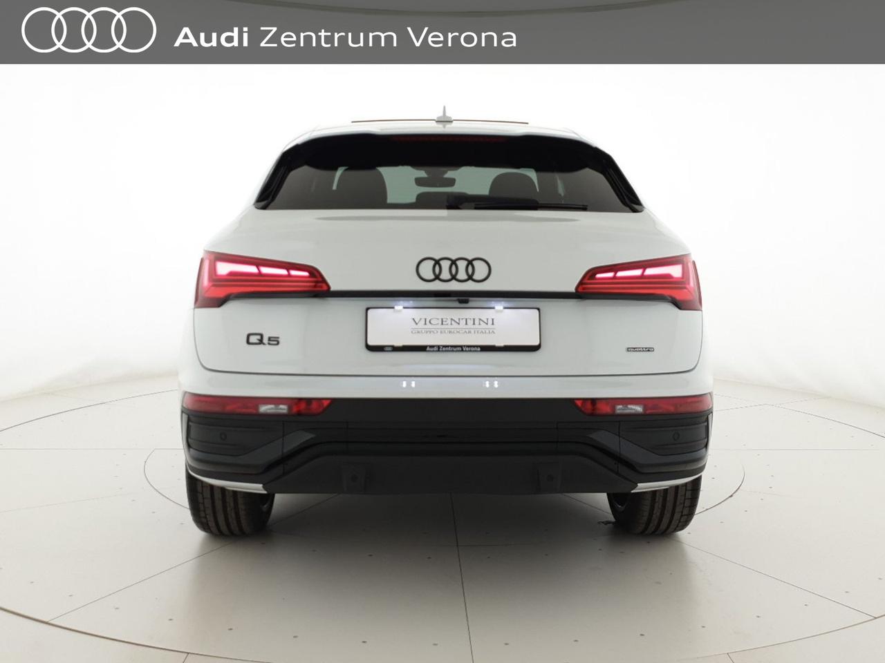 Sportback 40TDI 204CV quattro Str Identity Black