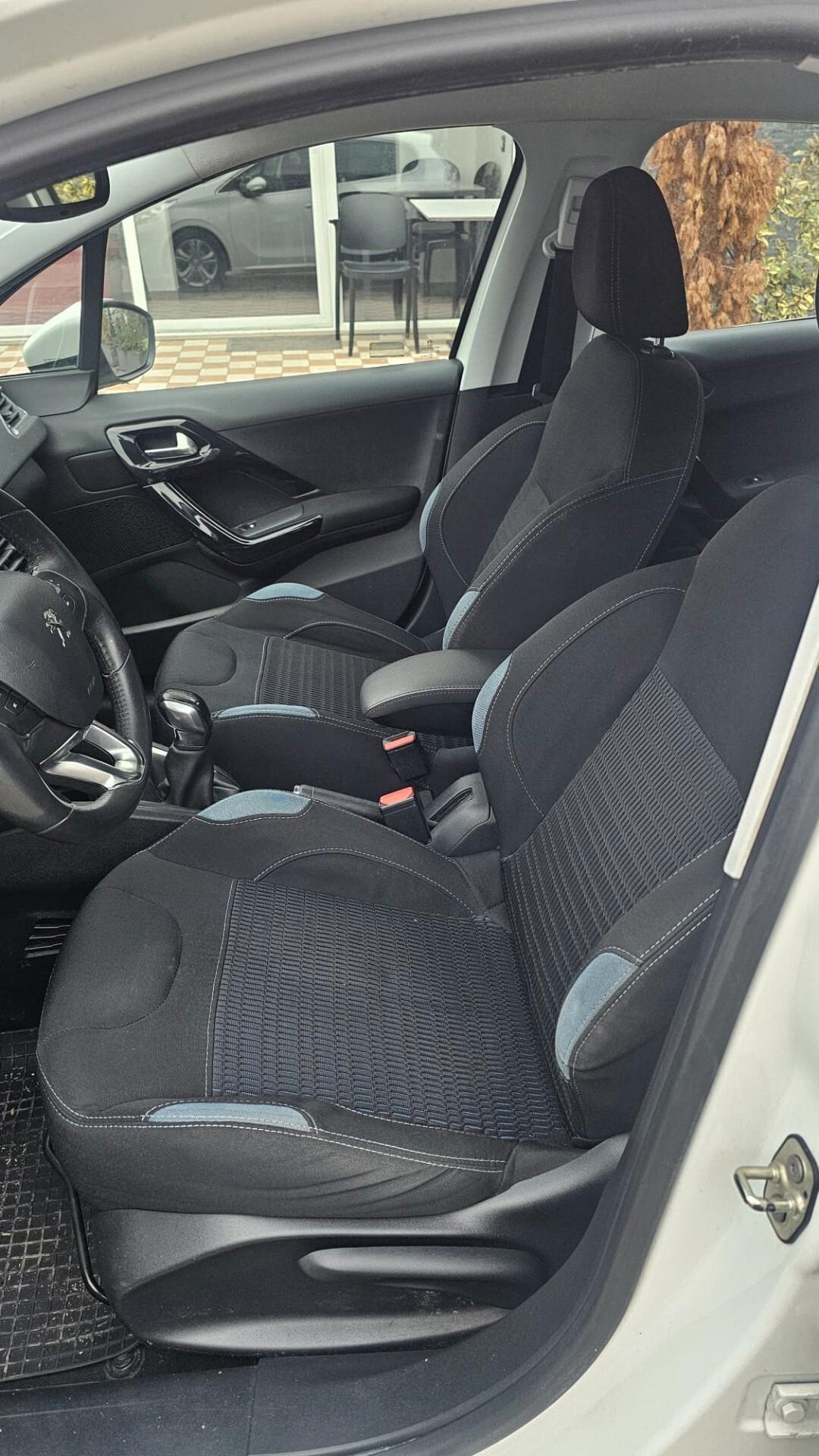 Peugeot 208 1.4 VTi 95 CV 5p. GPL Allure