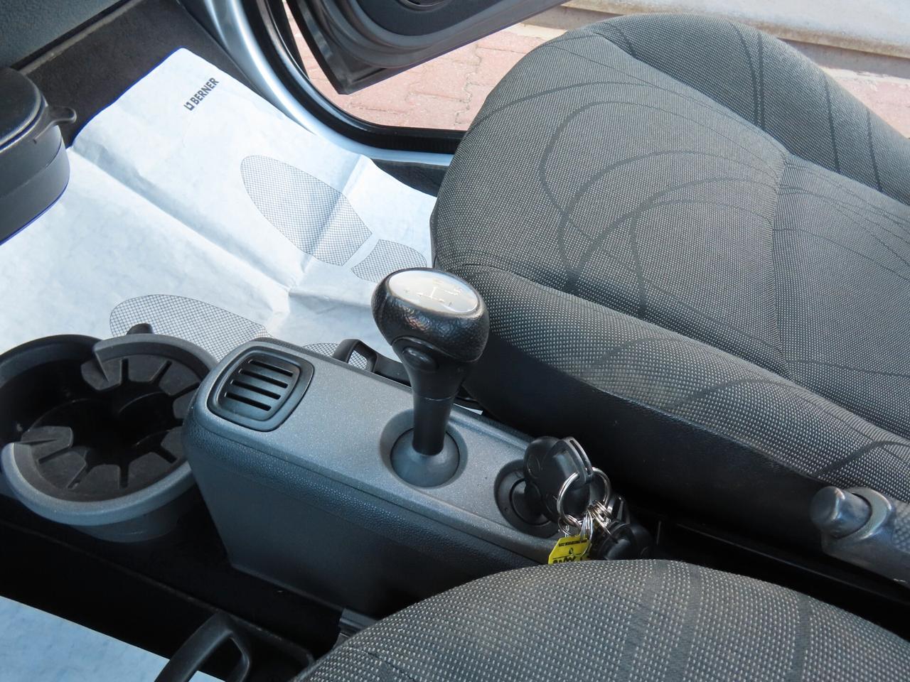 Smart ForTwo 800 DIESEL QUASI 2014 SOLO 127.000 KM