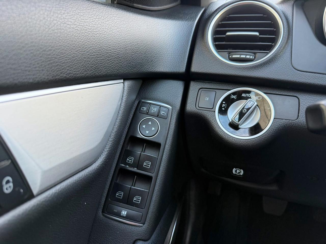 Mercedes Benz C 220 Avantgarde DIESEL