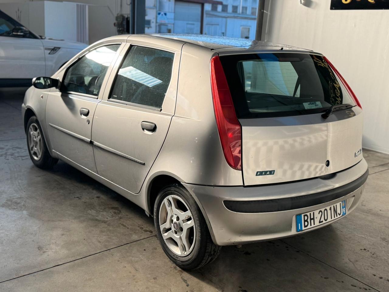 Fiat Punto 1.2i 16V cat 5 porte HLX