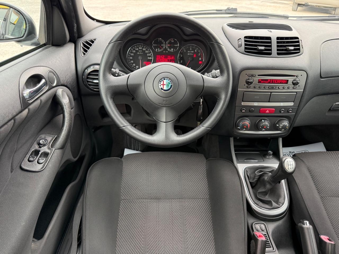 Alfa Romeo 147 1.6 16V TS (105) 5 porte Moving Unico P