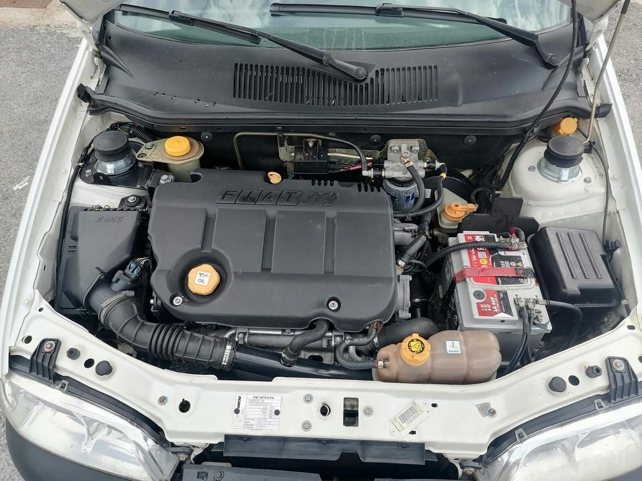 Fiat Strada 1.9 JTD – 2004