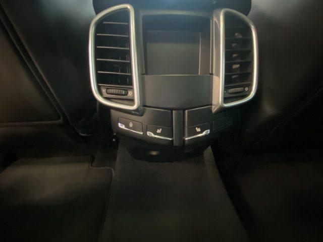 PORSCHE Cayenne 4.1 S Diesel APPROVED 11/2026