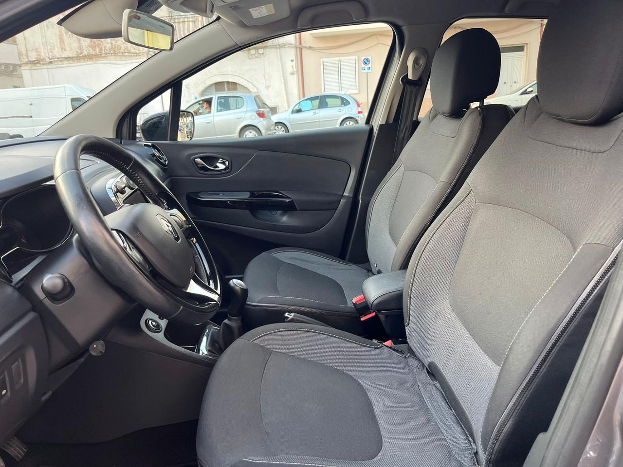 RENAULT CAPTUR 1.5 9OCV ENERGY LINK FULL NAVI RETROC DISTRIBUZ ESEGUITA