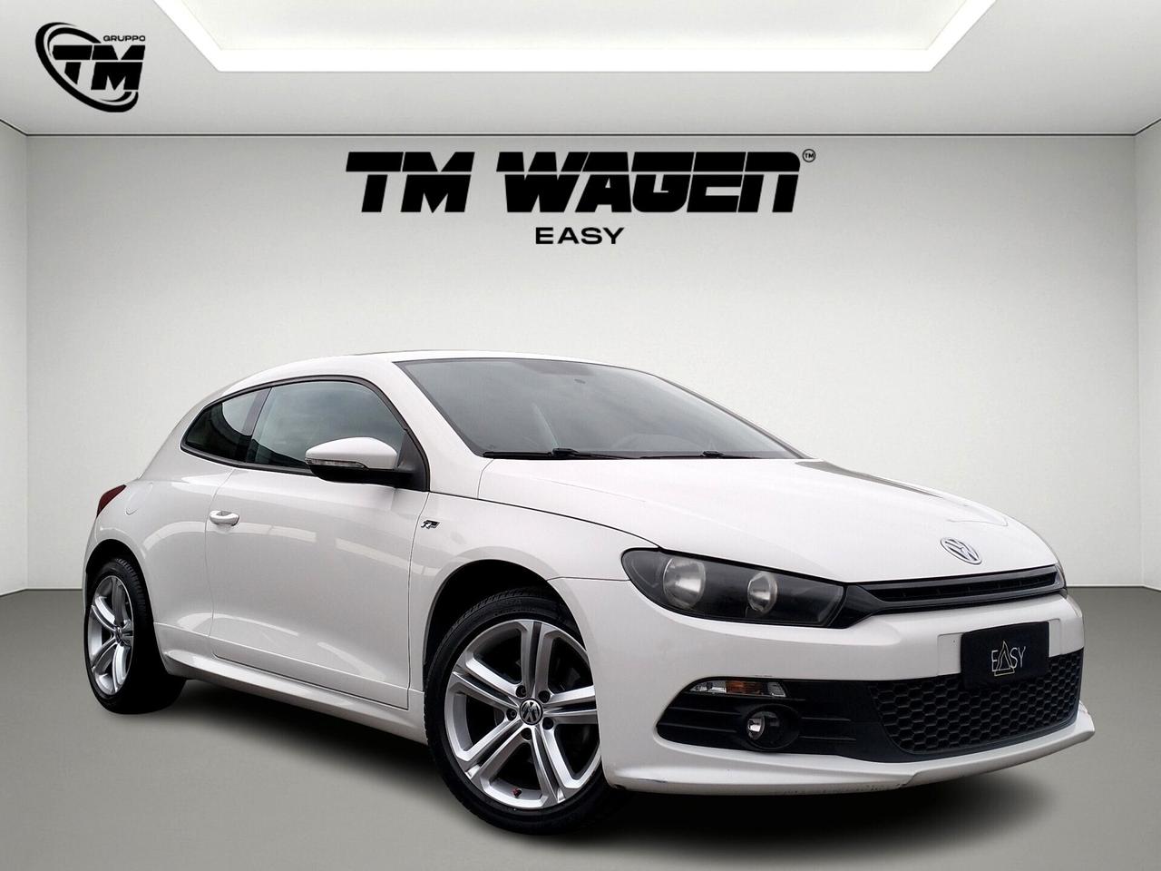 Volkswagen Scirocco 2.0 TDI 140CV DPF DSG - *70.000 KM * - NEOPATENTATI