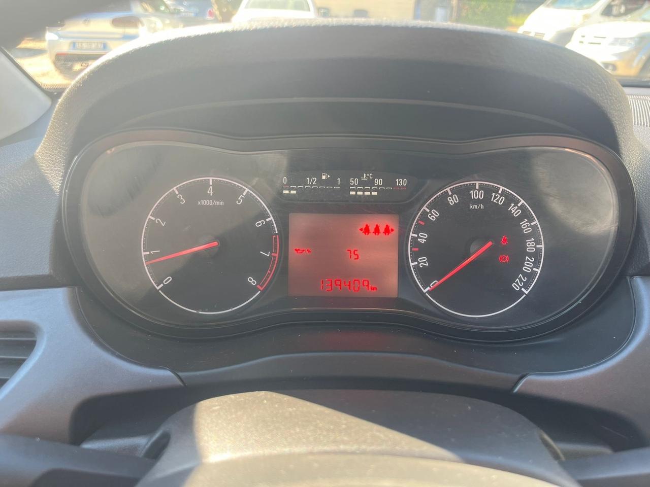 Opel Corsa 1.4 90CV GPL Tech 5 porte Innovation