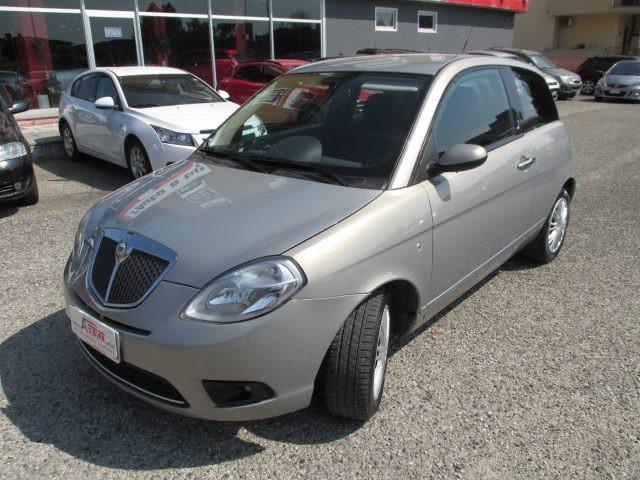 LANCIA Ypsilon 1.2 8v - Ok Neopatentati - "CONDIZIONI ECCELLENTI"