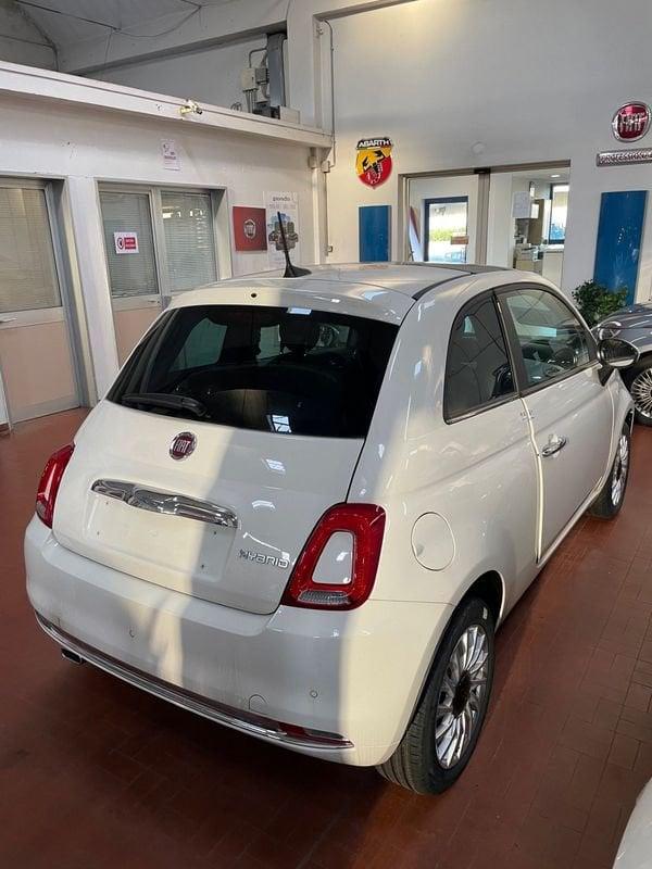 FIAT 500 1.0 Hybrid Dolcevita