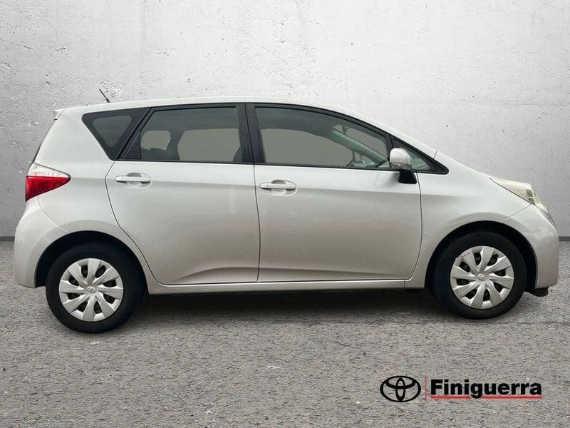 Toyota Verso-S Verso-S 1.4D MT Style