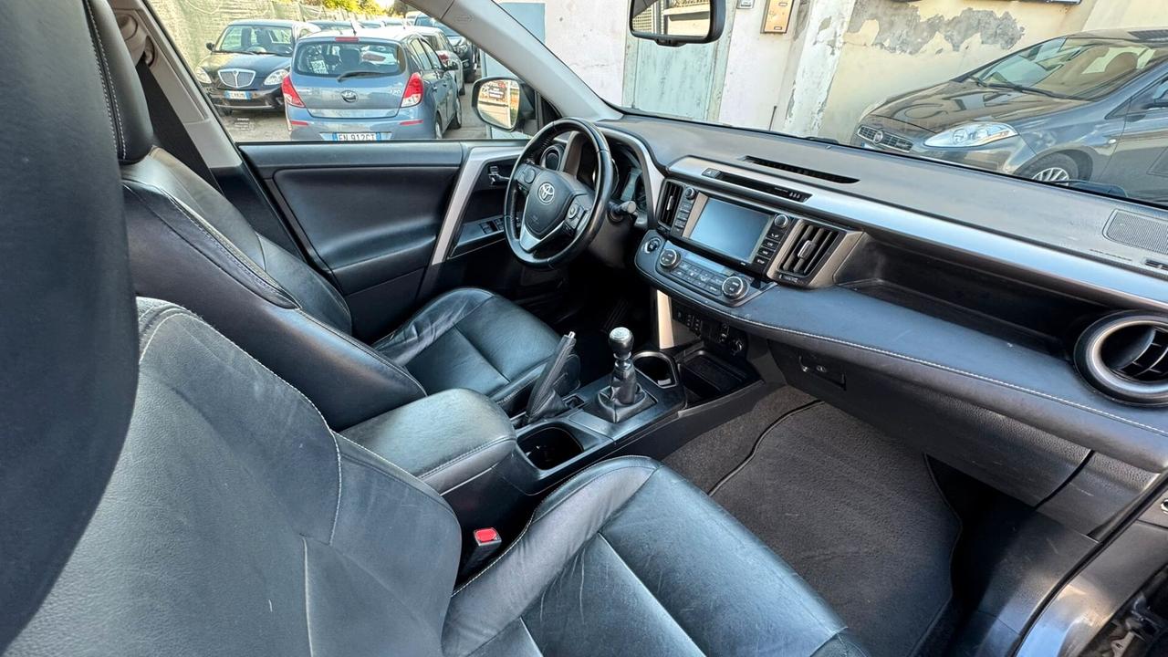 Toyota RAV 4 RAV4 2.0 D-4D 2WD Lounge