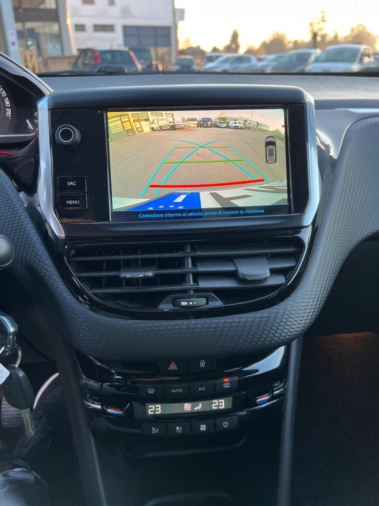 Peugeot 2008 BlueHDi 100 S&S Allure