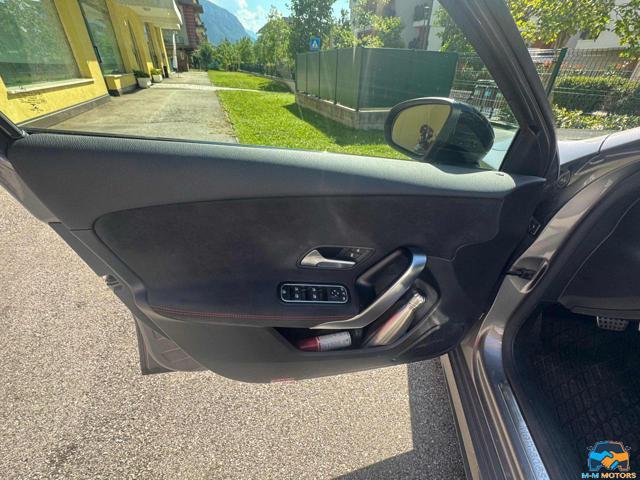 MERCEDES-BENZ A 180 d Automatic Sport