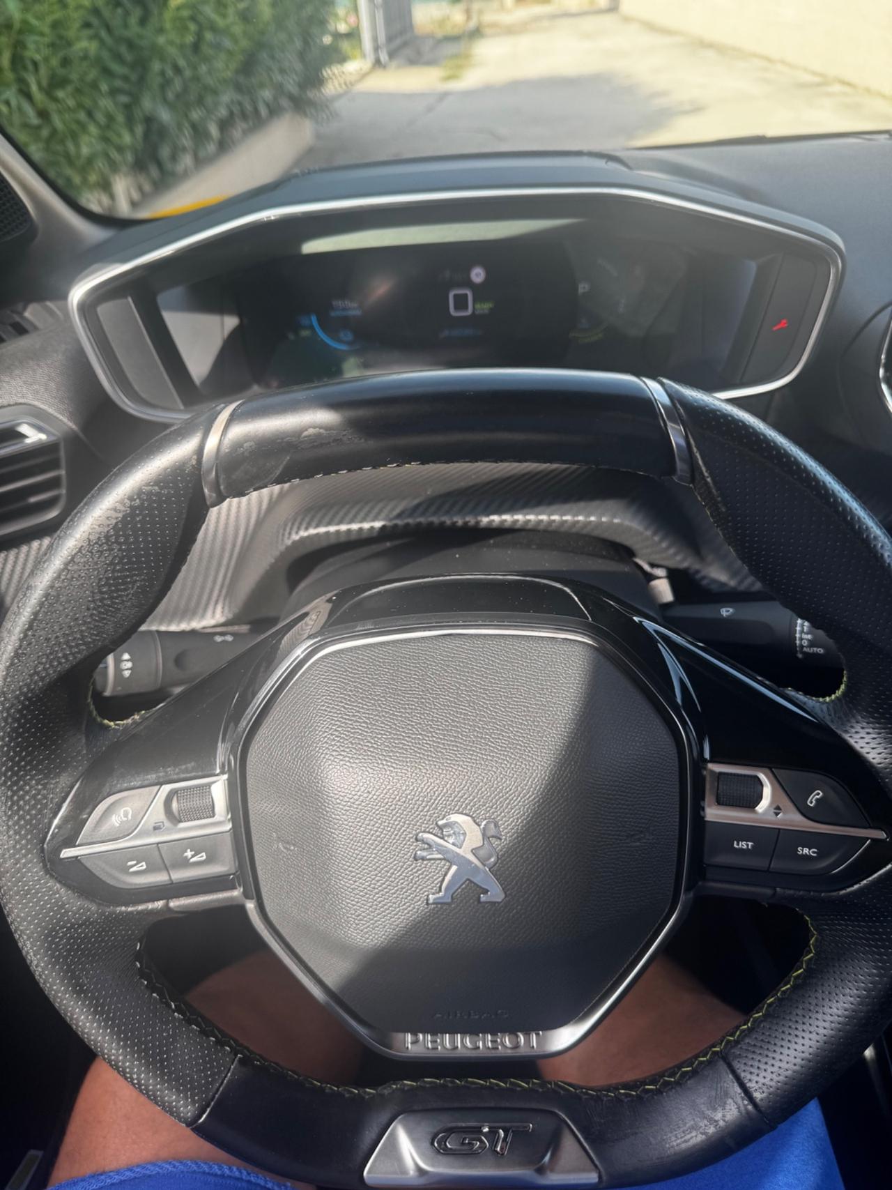 Peugeot 208 motore elettrico 136 CV 5 porte GT Pack