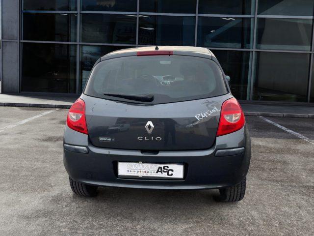 RENAULT Clio 1.2 BENZ 75 5 porte Dynamique OK NEOPATENTATI