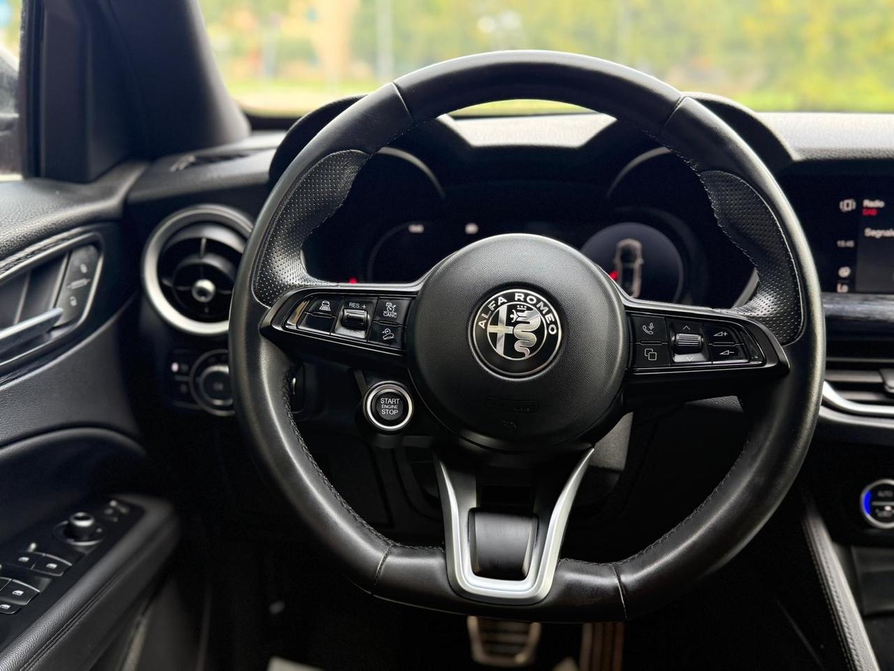 Alfa Romeo Stelvio 2.2 Turbodiesel 160 CV AT8 RWD Super