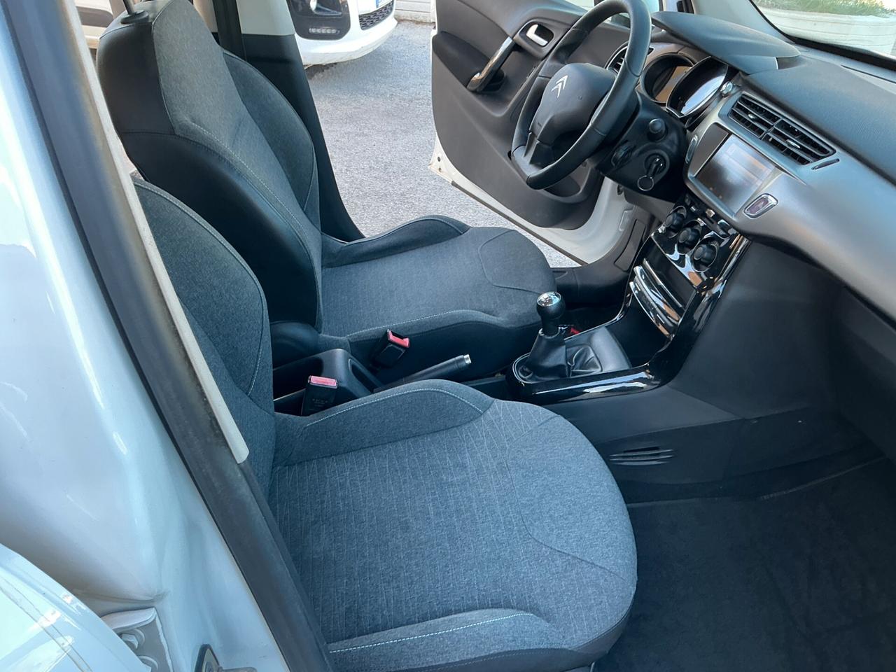 Citroen C3 PureTech 82 Live Edition
