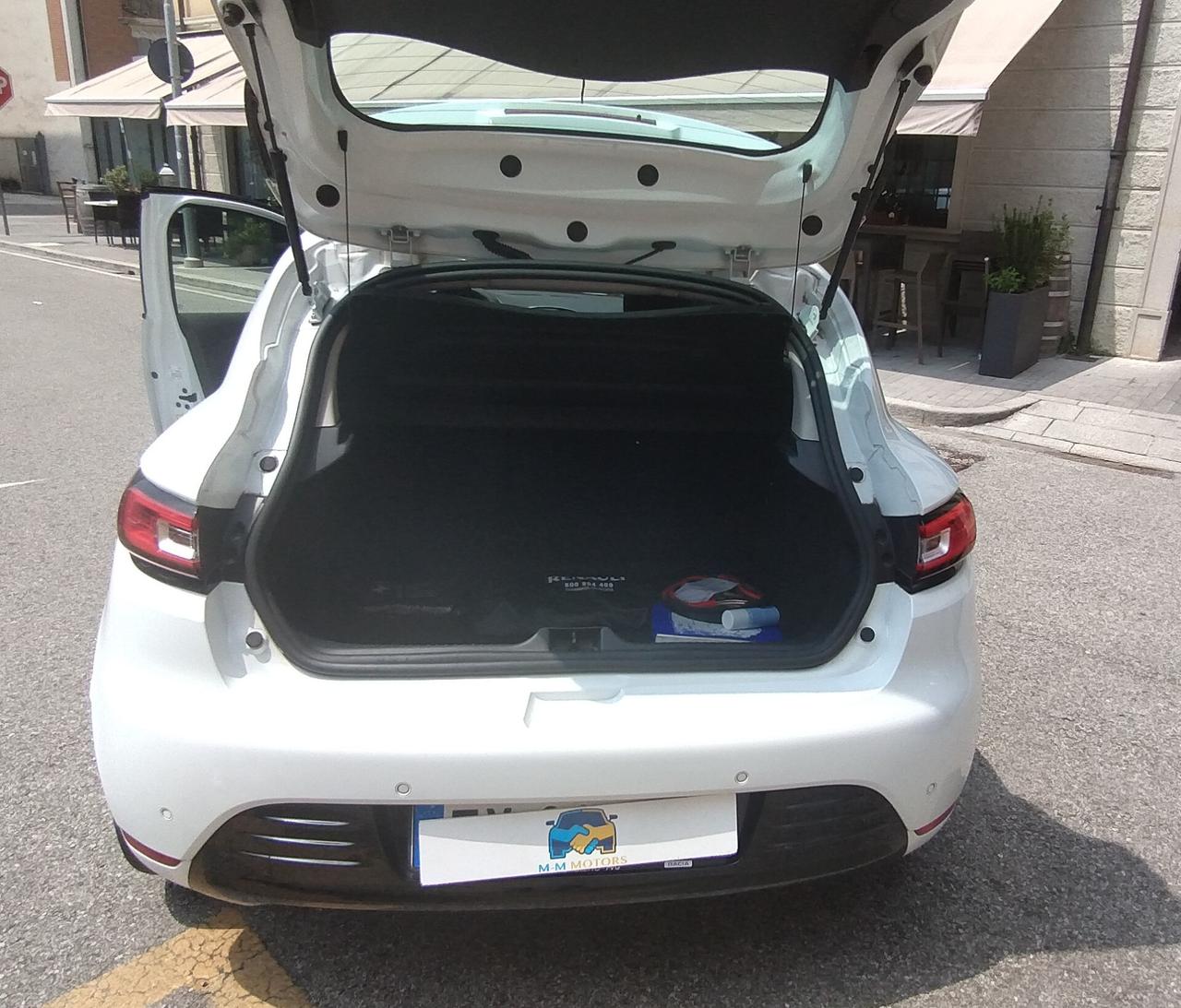 Renault Clio dCi 8V 75 CV 5 porte Moschino Zen NEOPATENTATI