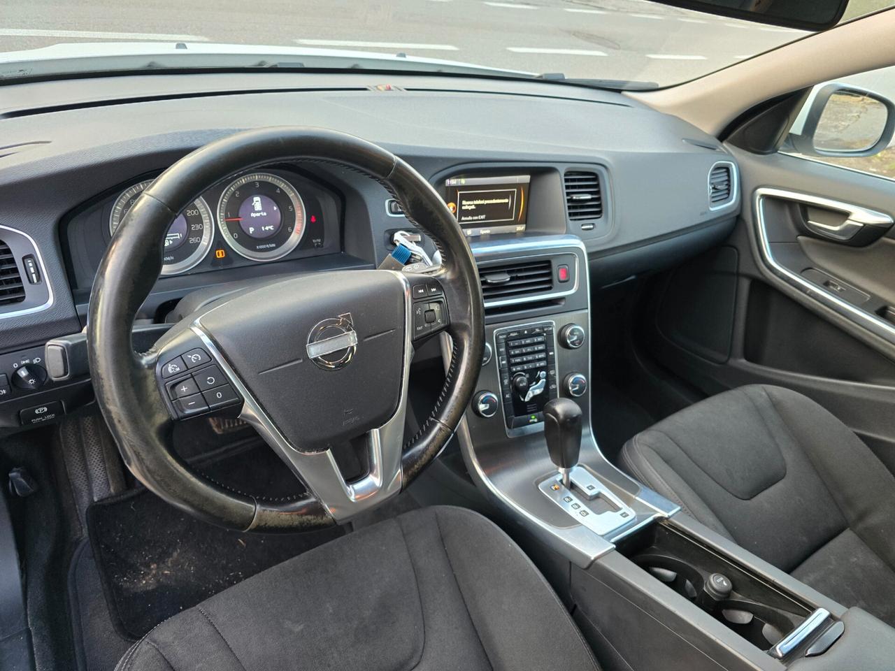 Volvo V60 D2 1.6 Powershift Summum
