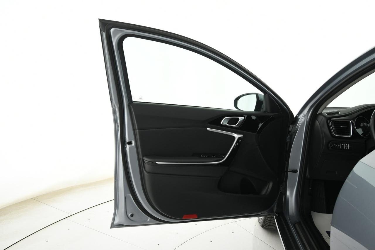 KIA XCeed 1.5 t-gdi mhev Business 160cv dct CAMERA+APP CONNECT+C18"